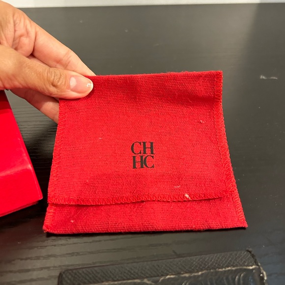 Carolina Herrera Card Holder - Picture 4 of 5